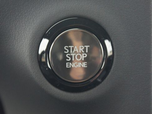 Used 2026 Lexus GX 550 w/ Cold Area Package image 9