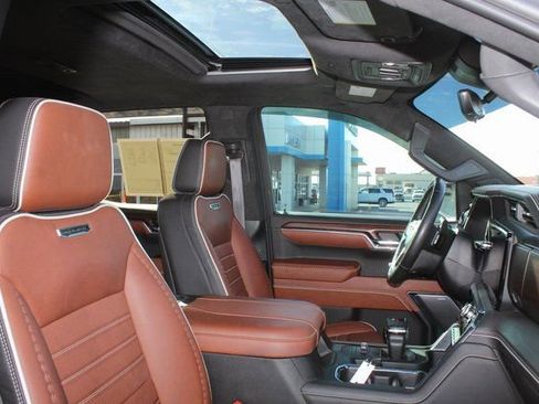 Used 2024 GMC Sierra 1500 Denali Ultimate image 15
