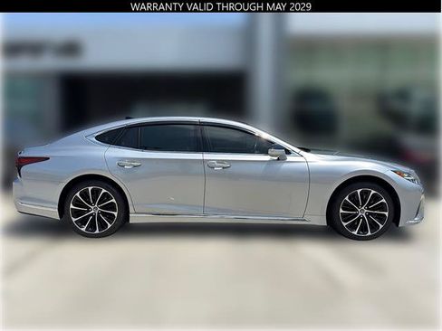 Certified 2023 Lexus LS 500 w/ Luxury Package RWD image 11