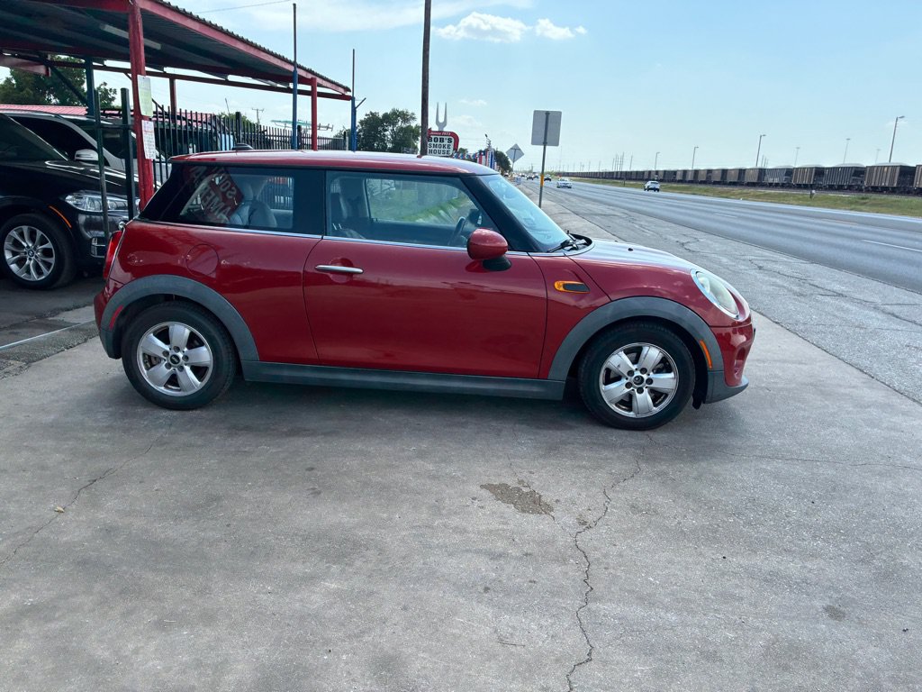 Used 2015 MINI Cooper 2-Door Hardtop FWD image 15