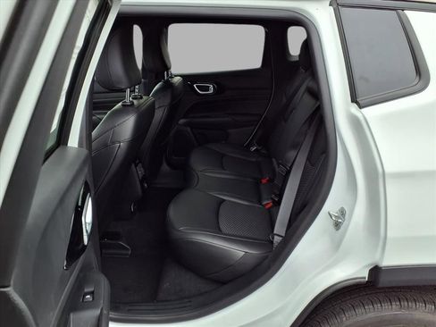 New 2026 Jeep Compass Latitude AWD/4WD image 21