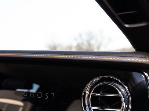 Certified 2021 Rolls-Royce Ghost Extended Wheelbase image 87