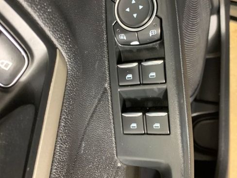 Certified 2022 Ford Escape SE AWD/4WD image 17
