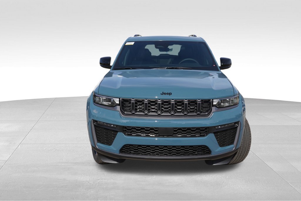 New 2027 Jeep Grand Cherokee Limited AWD/4WD image 8