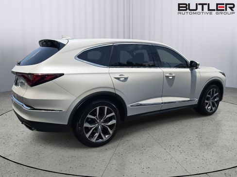 Certified 2024 Acura MDX SH-AWD w/ Technology Package image 4