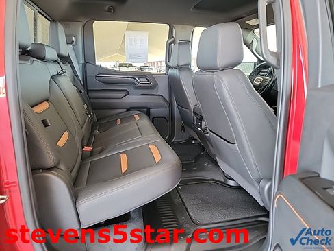 Used 2024 GMC Sierra 1500 AT4 w/ Technology Package image 8