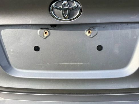 Used 2018 Toyota C-HR image 35