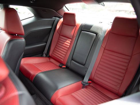 Used 2013 Dodge Challenger SXT Plus RWD image 19