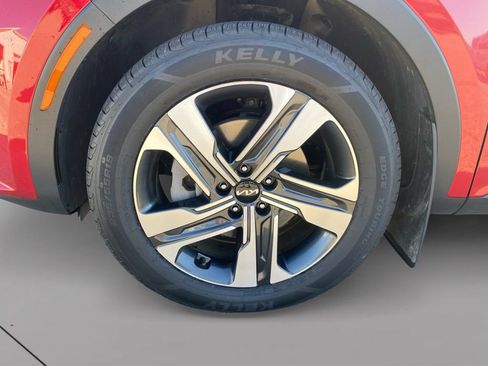 Certified 2023 Kia Sorento EX AWD/4WD image 9