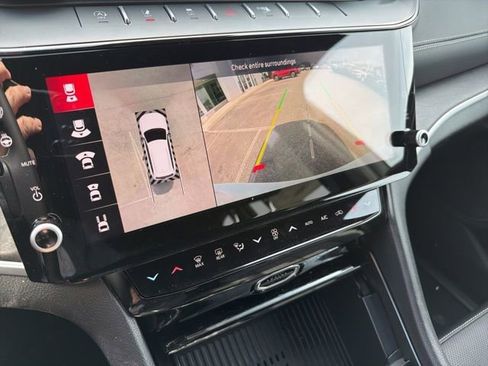 New 2026 Jeep Grand Cherokee Limited AWD/4WD image 19