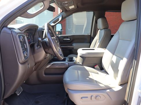 Used 2021 Chevrolet Silverado 2500 LTZ w/ LTZ Convenience Package image 27