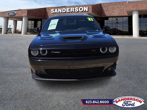 Used 2021 Dodge Challenger R/T Scat Pack w/ Driver Convenience Group image 8