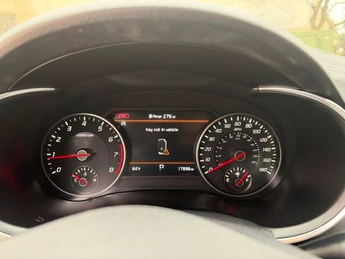 Used 2023 Kia Stinger GT2 RWD image 14