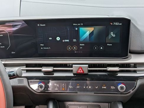 New 2026 Kia Sportage SX FWD image 20