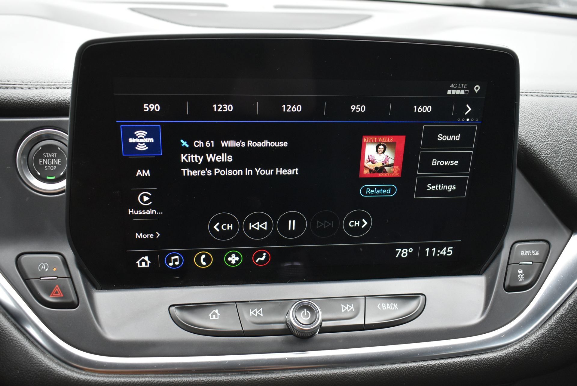 Used 2025 Chevrolet Blazer LT AWD/4WD image 28
