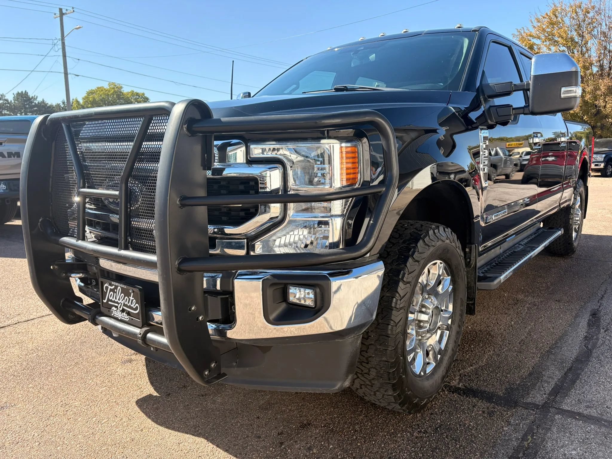 Used 2020 Ford F350 Lariat w/ Lariat Ultimate Package AWD/4WD image 4