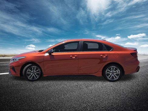 Used 2023 Kia Forte GT-Line w/ GT-Line Premium Package FWD image 16