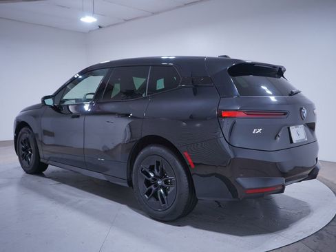 Used 2026 BMW iX xDrive45 image 3