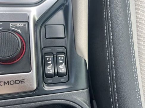 Used 2022 Subaru Forester Premium image 50