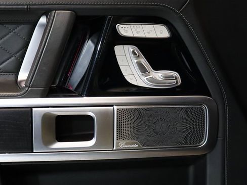 Used 2022 Mercedes-Benz G 550 image 3