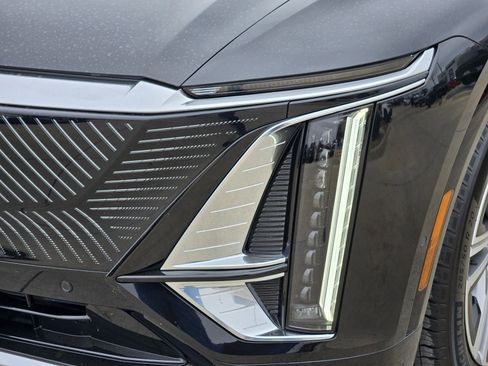 Used 2024 Cadillac Lyriq Luxury w/ LPO, Floor Liner Package image 10