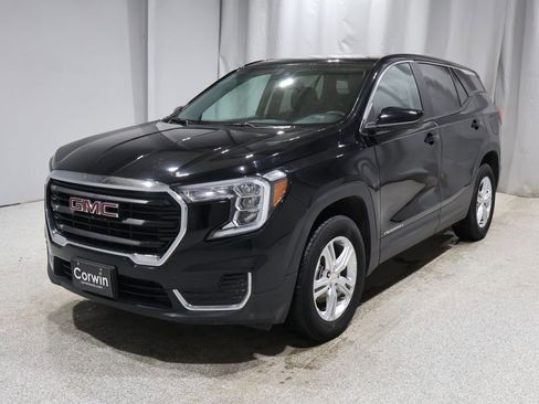 Used 2024 GMC Terrain SLE image 5
