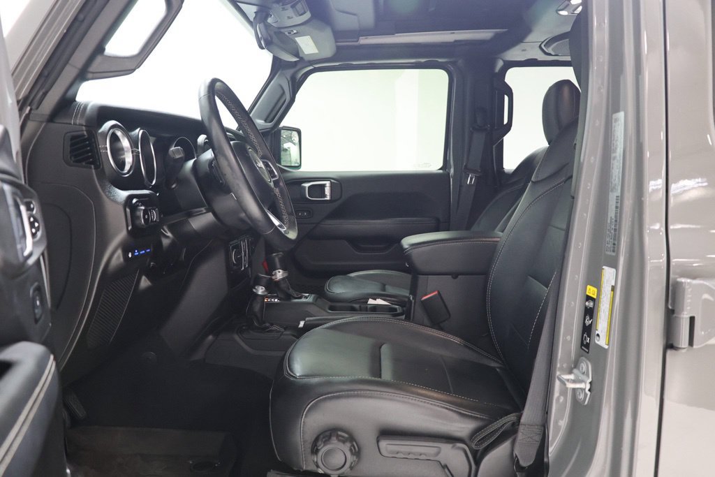 Used 2023 Jeep Wrangler Unlimited Sahara w/ Cold Weather Group AWD/4WD image 20