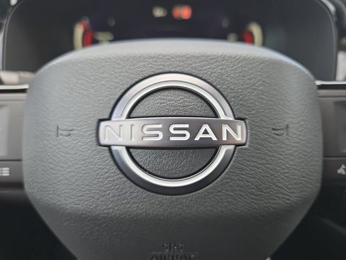 New 2026 Nissan Pathfinder SL FWD image 5