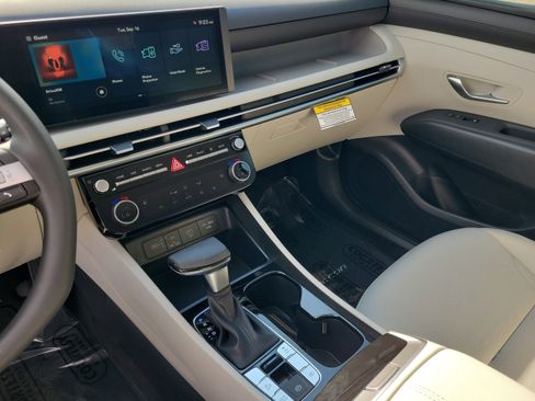 New 2026 Hyundai Tucson SEL FWD image 27