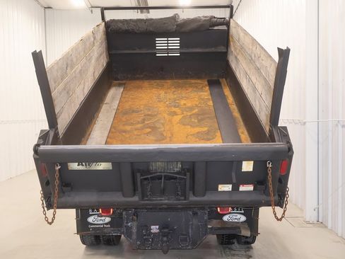 Certified 2017 Ford F550 4x4 Regular Cab Super Duty image 27