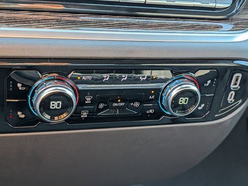 New 2026 GMC Sierra 1500 SLE image 47