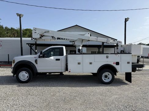 Used 2019 Ford F550 4x4 Regular Cab Super Duty image 10