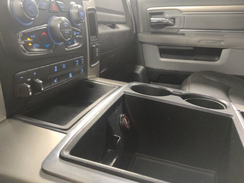 Used 2015 RAM 1500 Big Horn AWD/4WD image 26