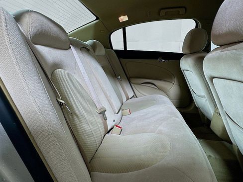 Used 2007 Buick Lucerne CX image 22