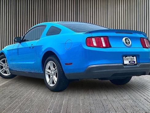 Used 2010 Ford Mustang Coupe RWD image 11
