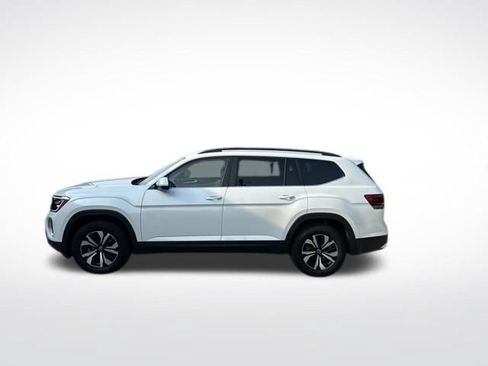 Used 2026 Volkswagen Atlas SE FWD image 6
