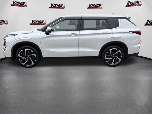 Used 2022 Mitsubishi Outlander ES AWD/4WD image 7