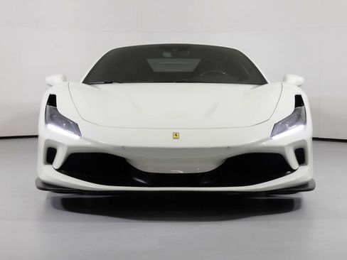 Used 2020 Ferrari F8 Tributo image 11
