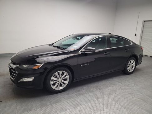Used 2020 Chevrolet Malibu LT FWD image 2