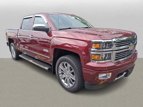 Used 2015 Chevrolet Silverado 1500 High Country w/ High Country Premium Package AWD/4WD image 3