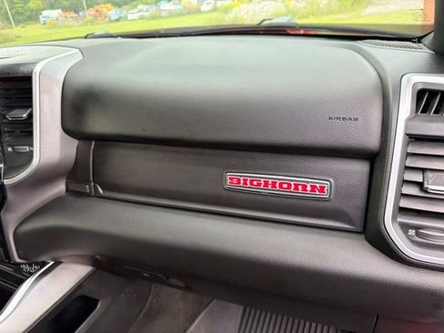 Used 2023 RAM 1500 Big Horn AWD/4WD image 34