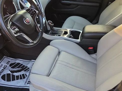 Used 2013 Cadillac SRX Luxury AWD/4WD image 12