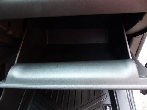 Used 2022 Chevrolet Blazer RS image 46