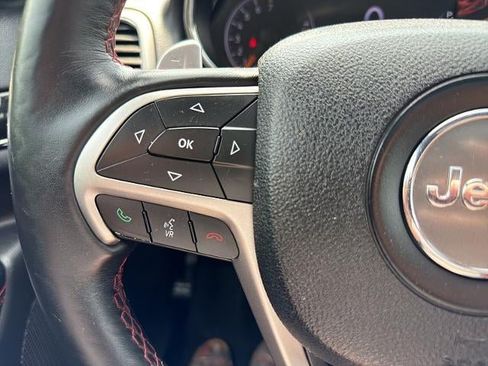 Used 2017 Jeep Grand Cherokee Trailhawk AWD/4WD image 35