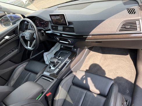 Used 2019 Audi Q5 Prestige w/ Prestige Package AWD/4WD image 33