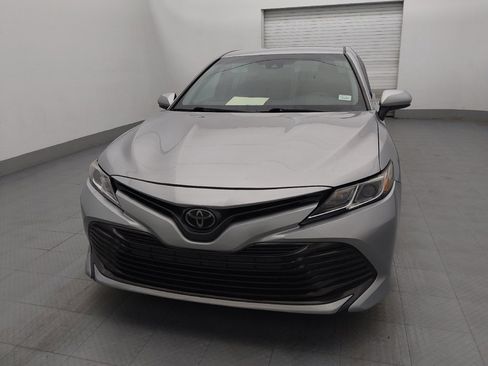 Used 2018 Toyota Camry LE image 15