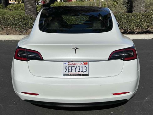 Used 2021 Tesla Model 3 Standard Range Plus image 15