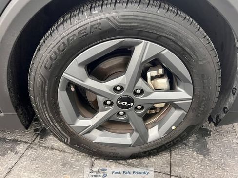 Used 2025 Kia K4 FWD image 17