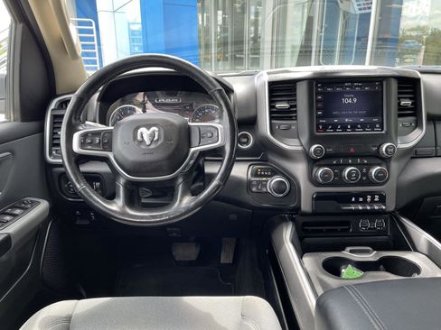 Used 2020 RAM 1500 Big Horn AWD/4WD image 14