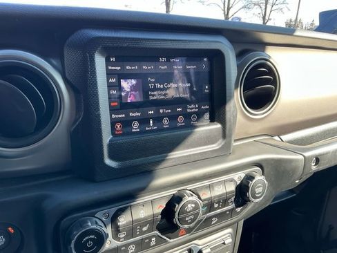 Used 2020 Jeep Wrangler Unlimited Sport S image 21